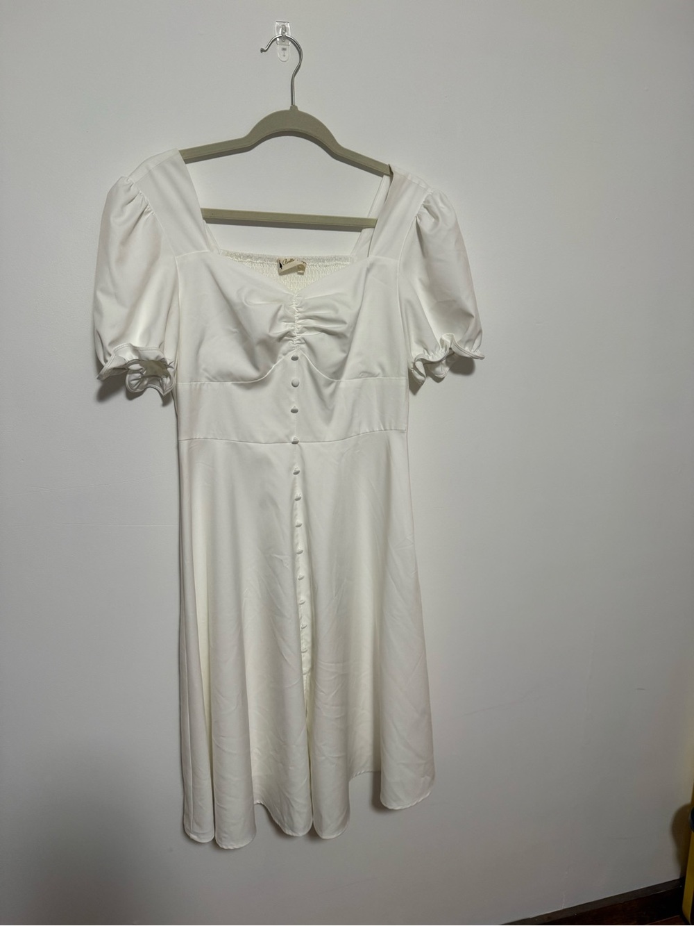 Elegant White Puff-Sleeve Mini Dress with Front Buttons